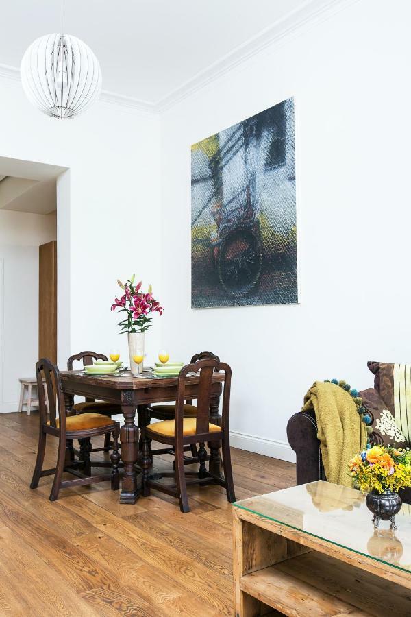 Old Town Brigue Apartment By Otium Krasków Exterior foto
